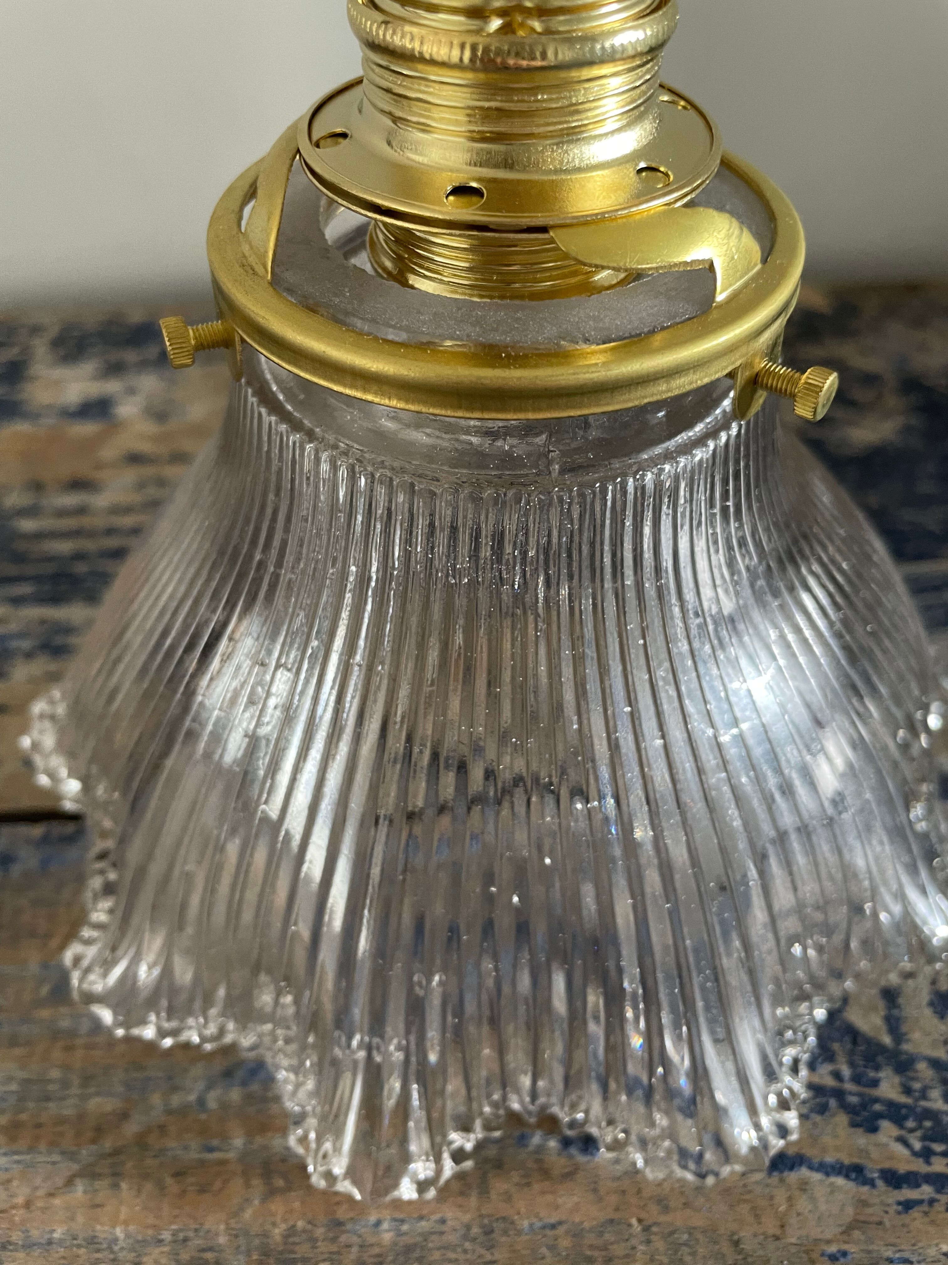 Applique vintage en verre holophane