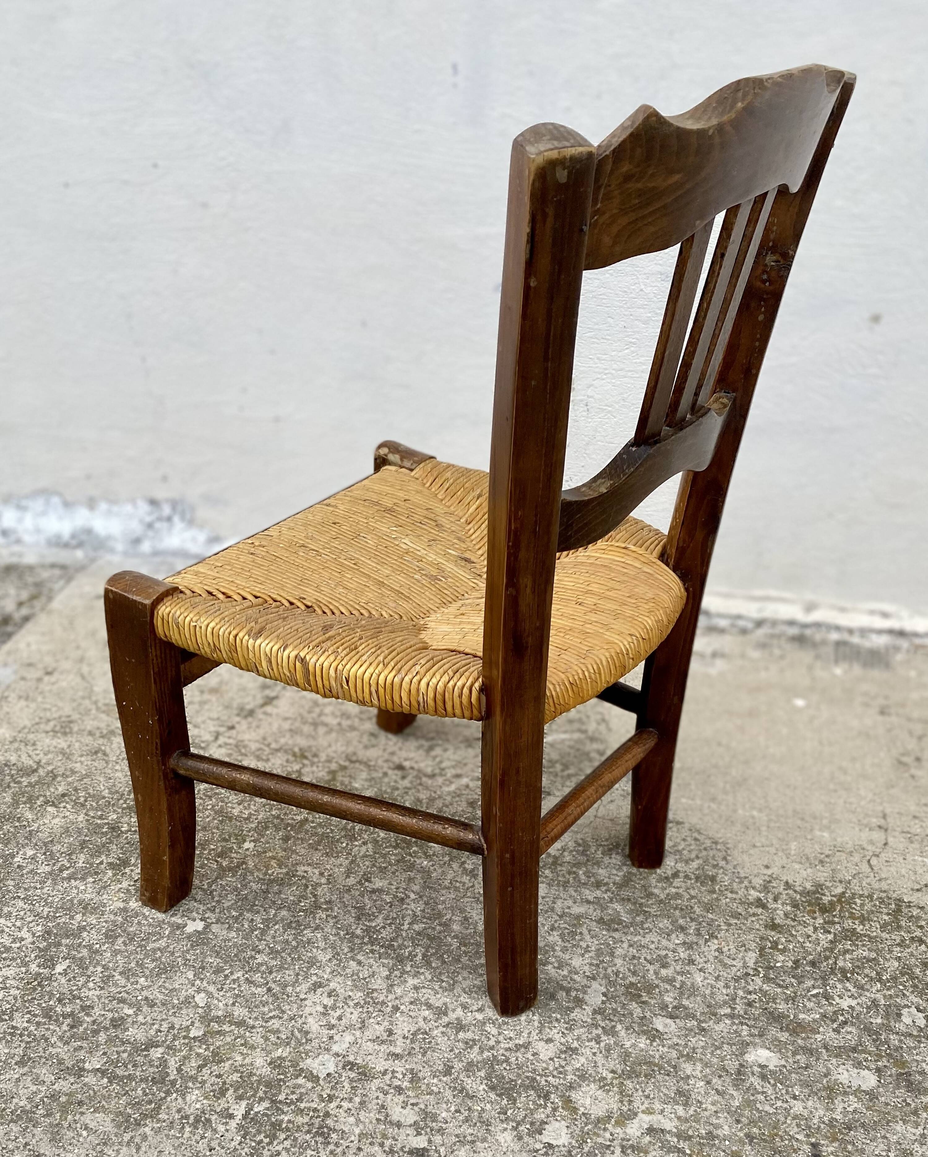 Children's straw chair