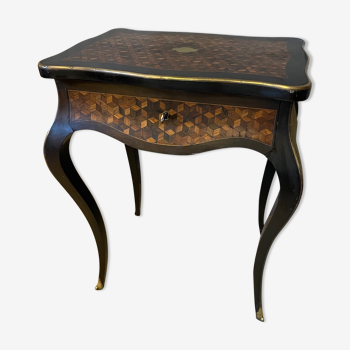 Inlaid table