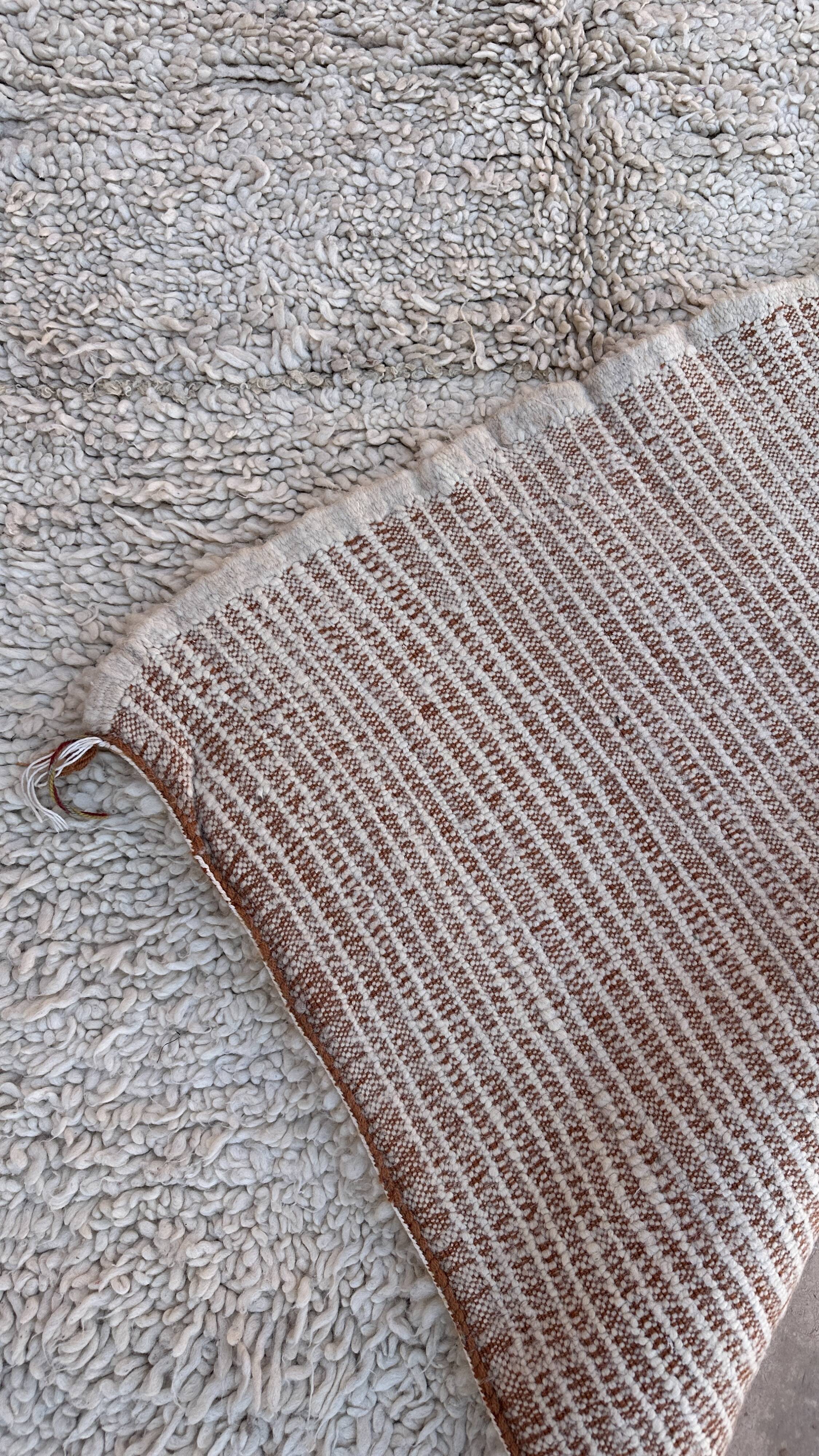 Beni Ourain Moroccan rug white - 238 x 157 cm
