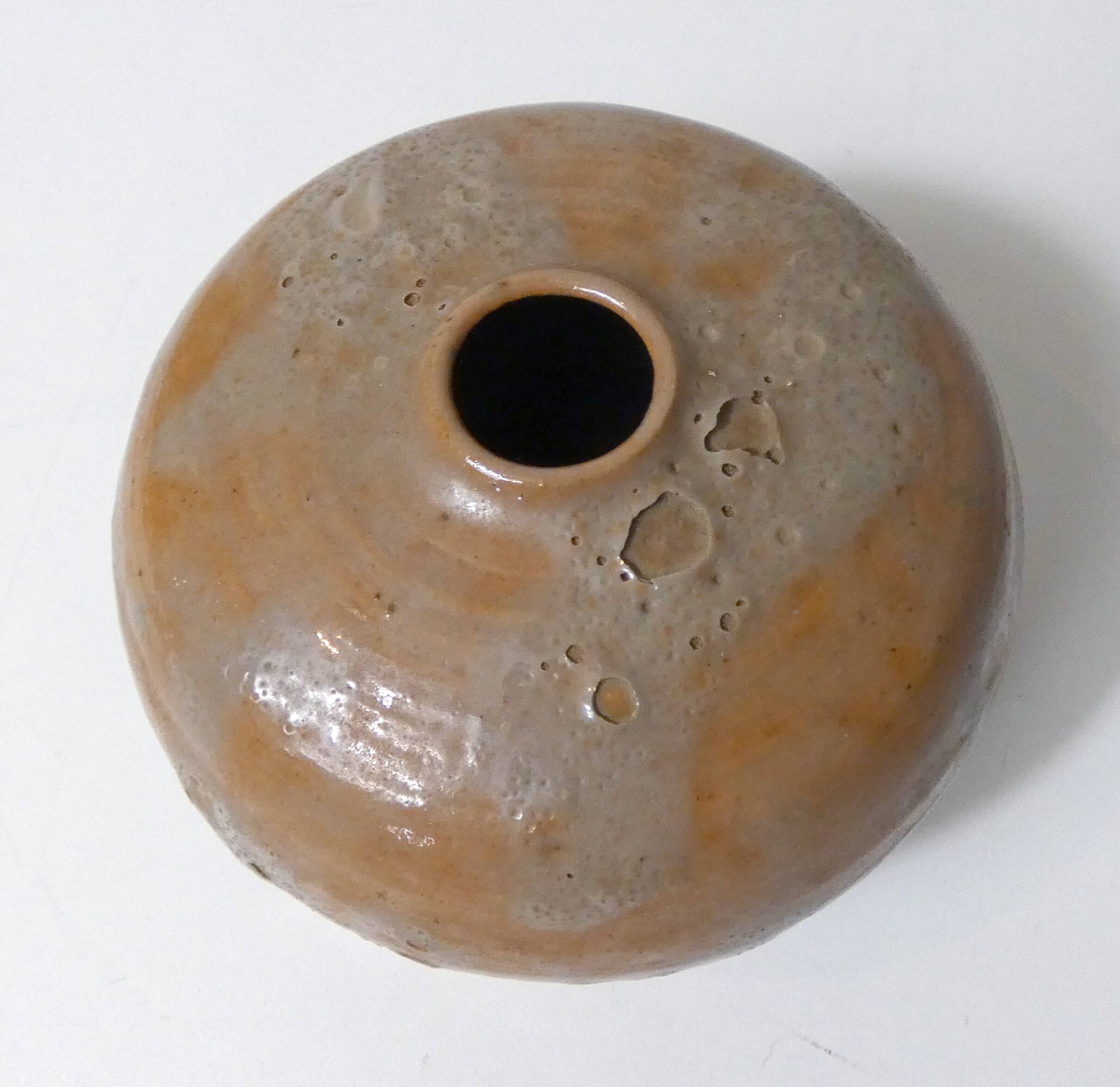 Ancien vase boule en grès texturé design brutaliste vintage signé