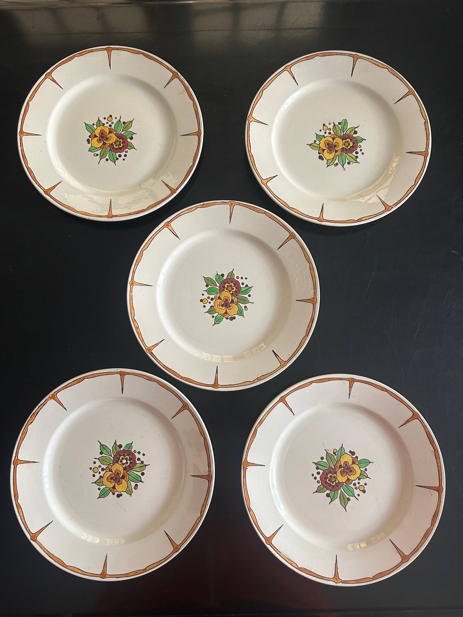Set of art deco dishes boch fréres la louviére
