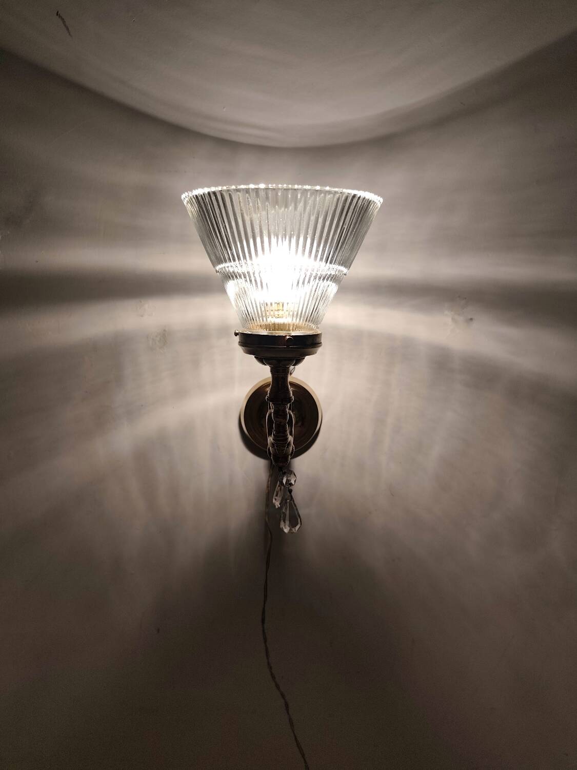 Applique de pared de bronze. Espagne, années 1960.