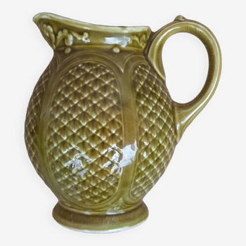 Green sarreguemines pitcher