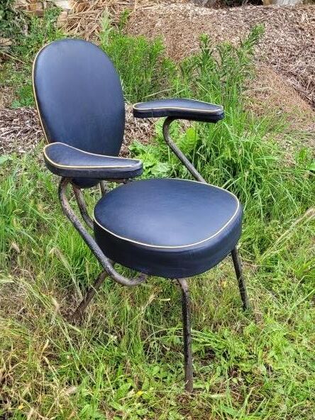 Metal and skai hairdresser's armchair 60s