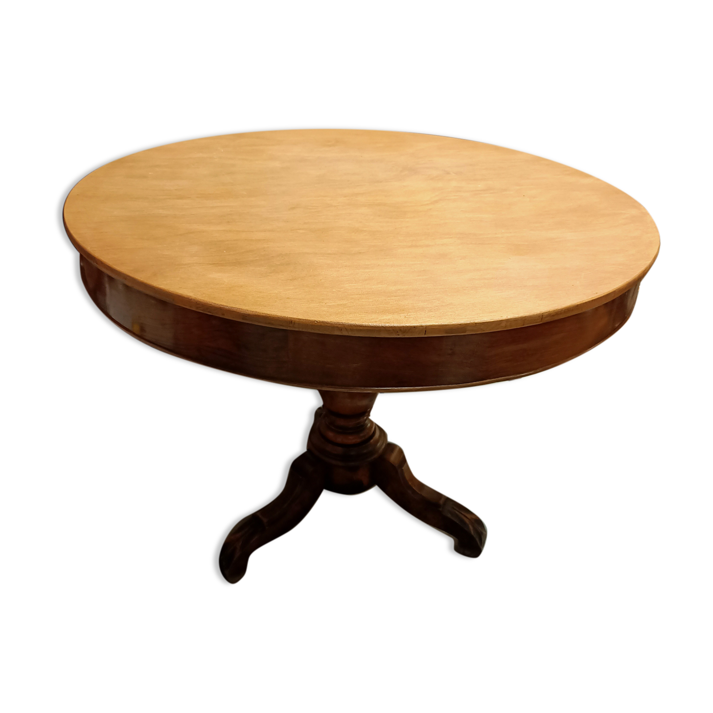 Round table