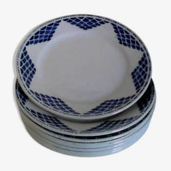 Series of eight dinner ceramic plates