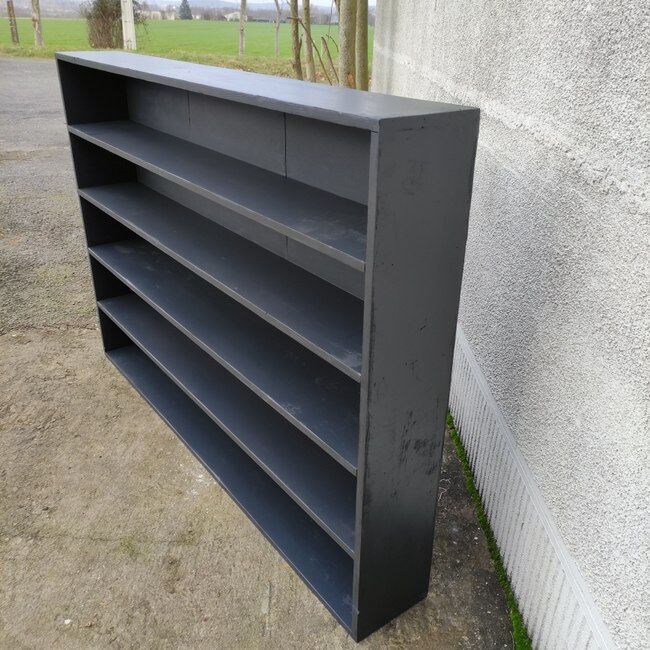 Bookcase, shallow shelf