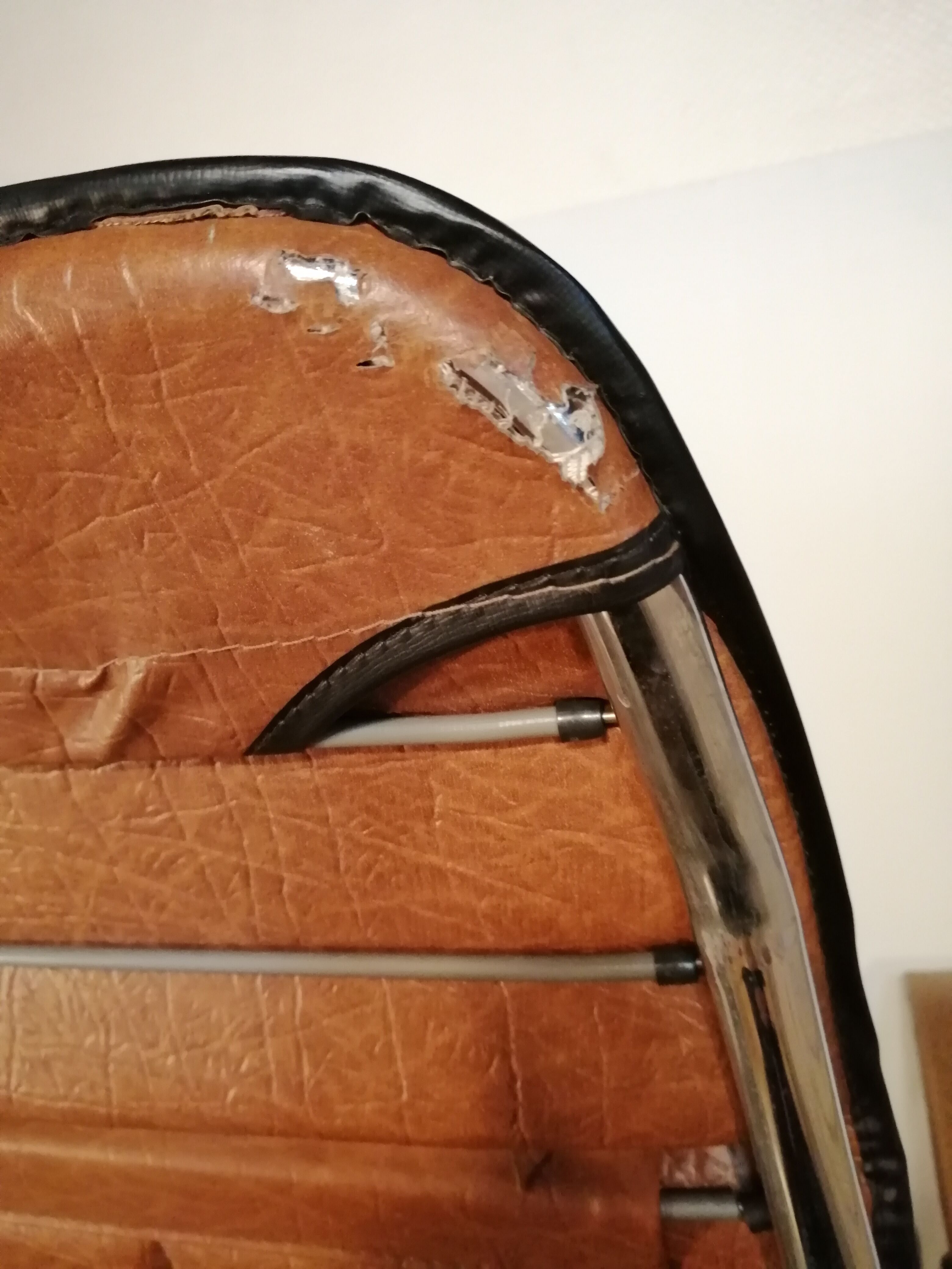 Maule Marga brown leatherette reclining and folding armchair made in Italy vintage 1970