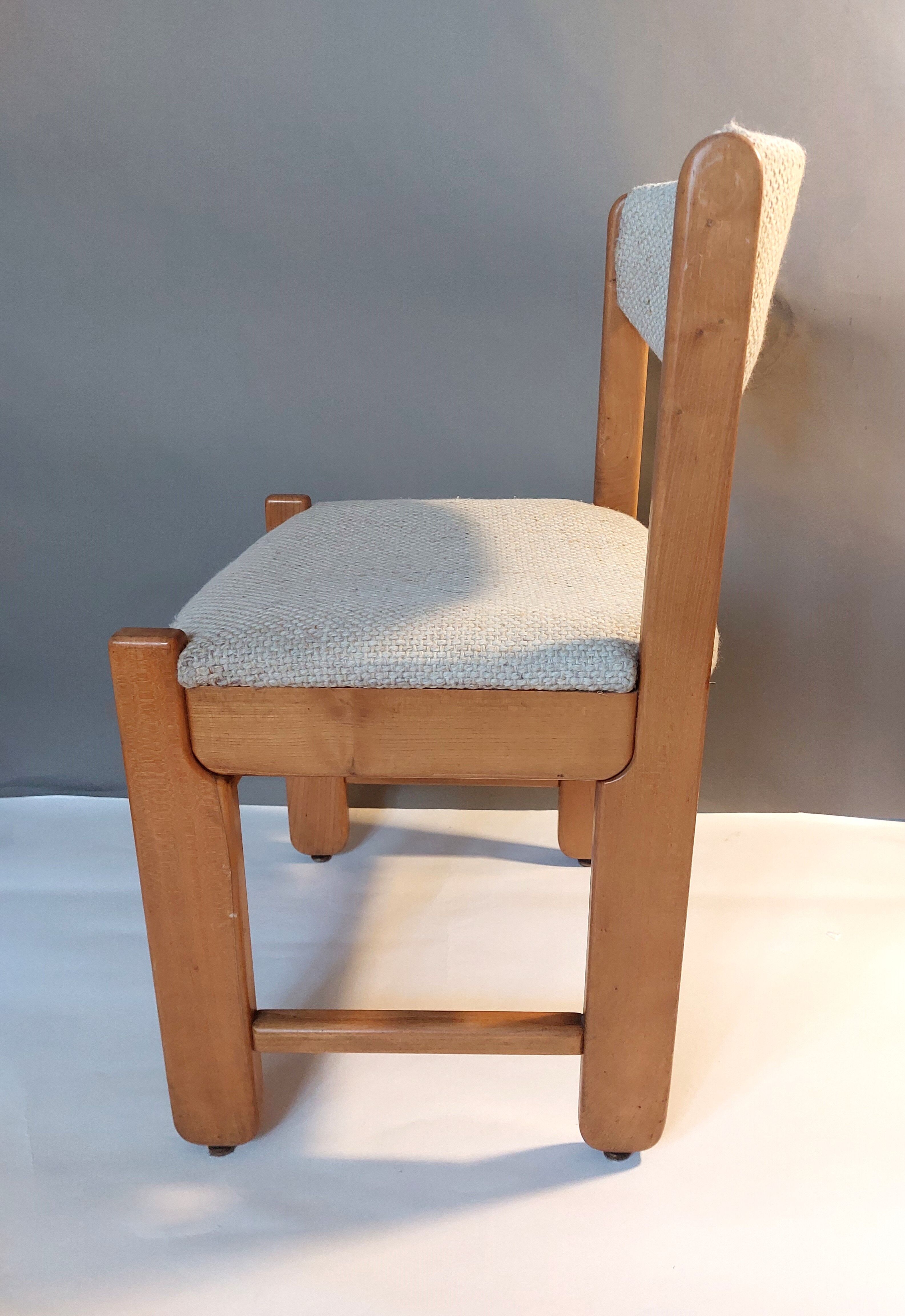 Pair of modernist chairs in solid elm 1970