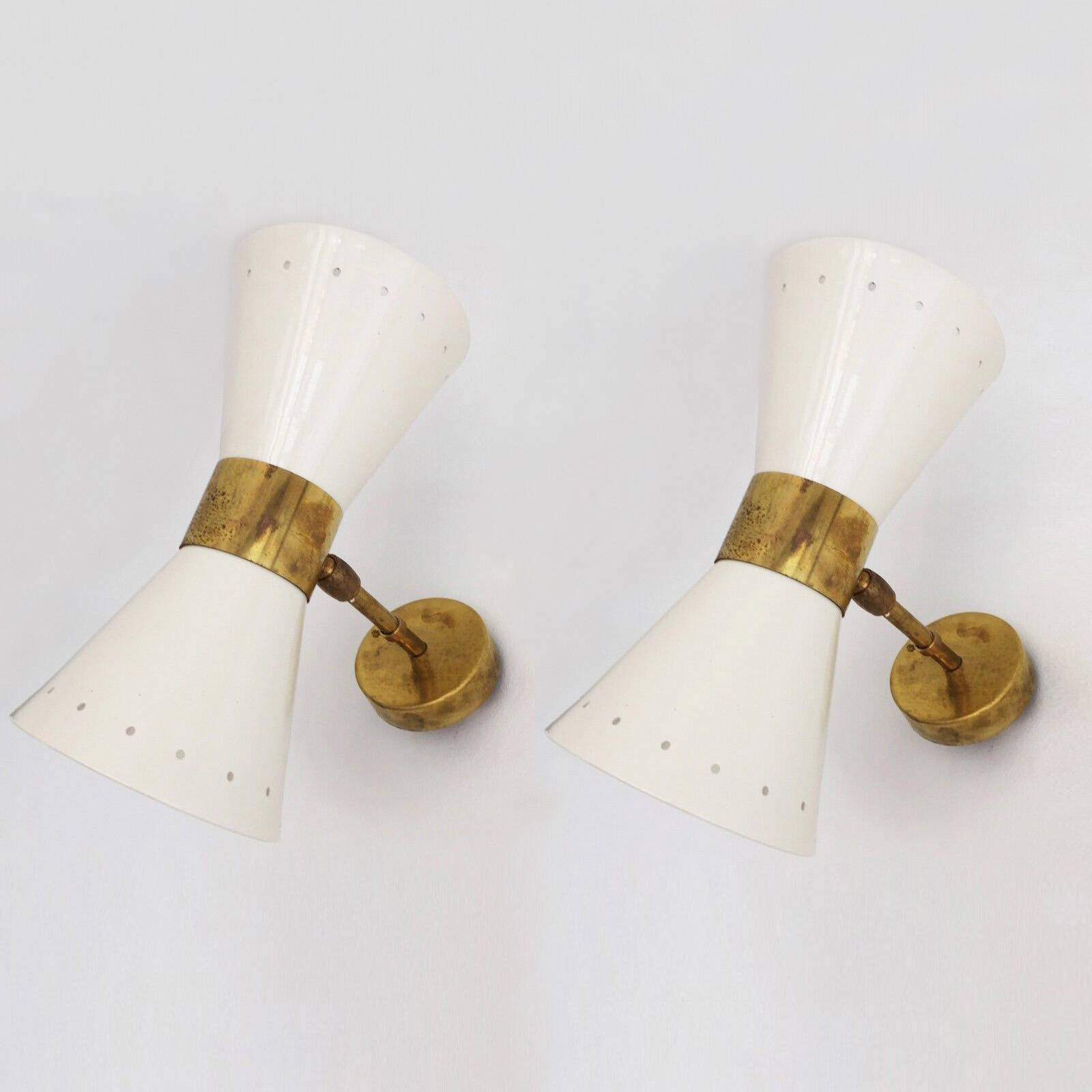 Pair of diabolo design wall sconces from the 1950s