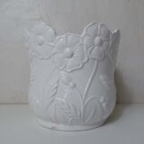 Pot cover in faience white vintage flowers