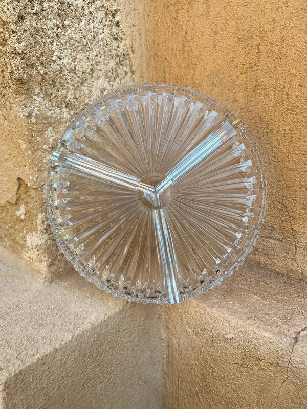 Vintage segmented aperitif plate