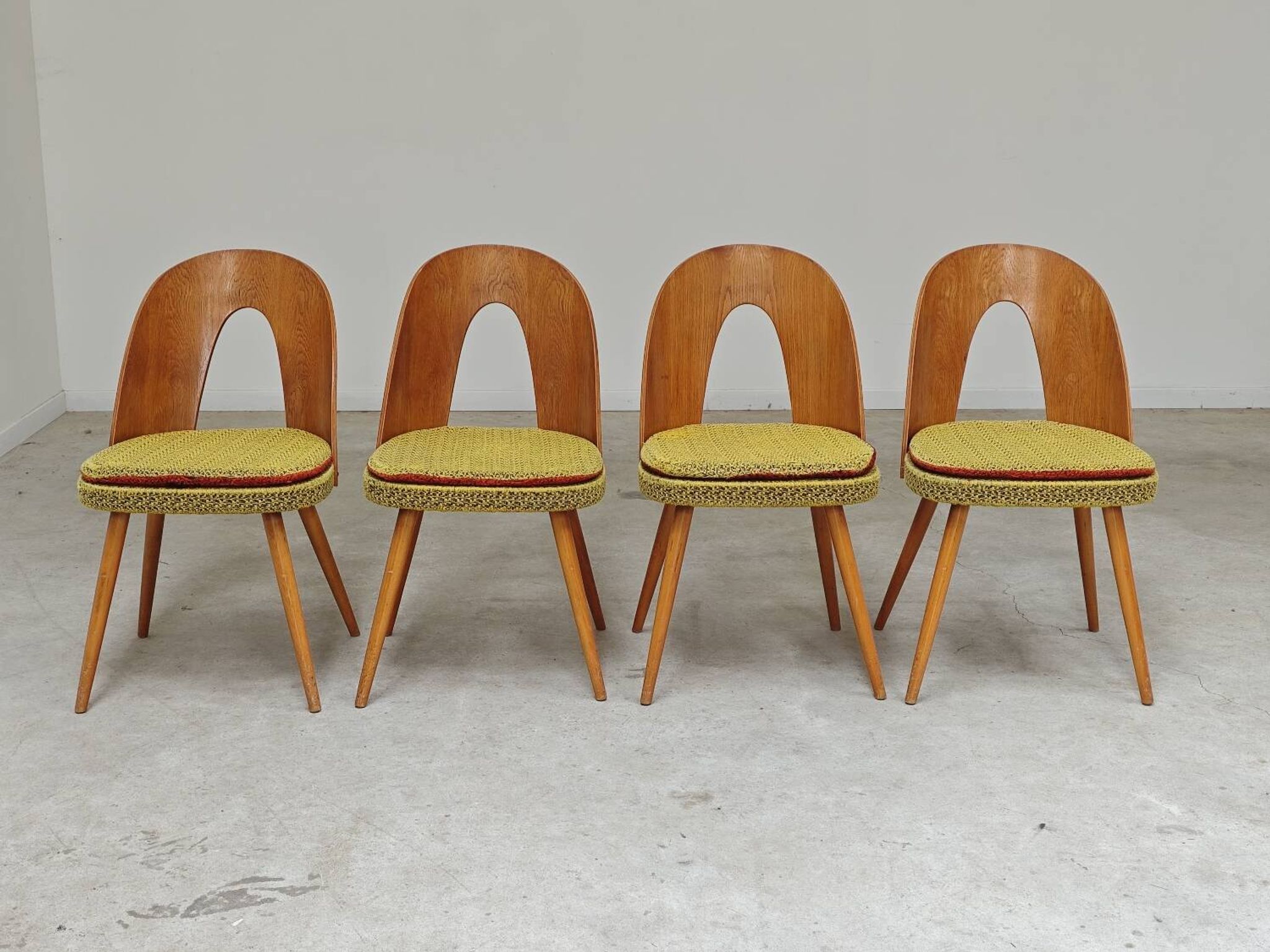 Set of 4 yellow Antonin Suman chairs for Tatra Nabytok 1960