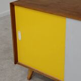 Buffet U-452 jaune et gris par Jiri Jiroutek pour Interier Praha 1960