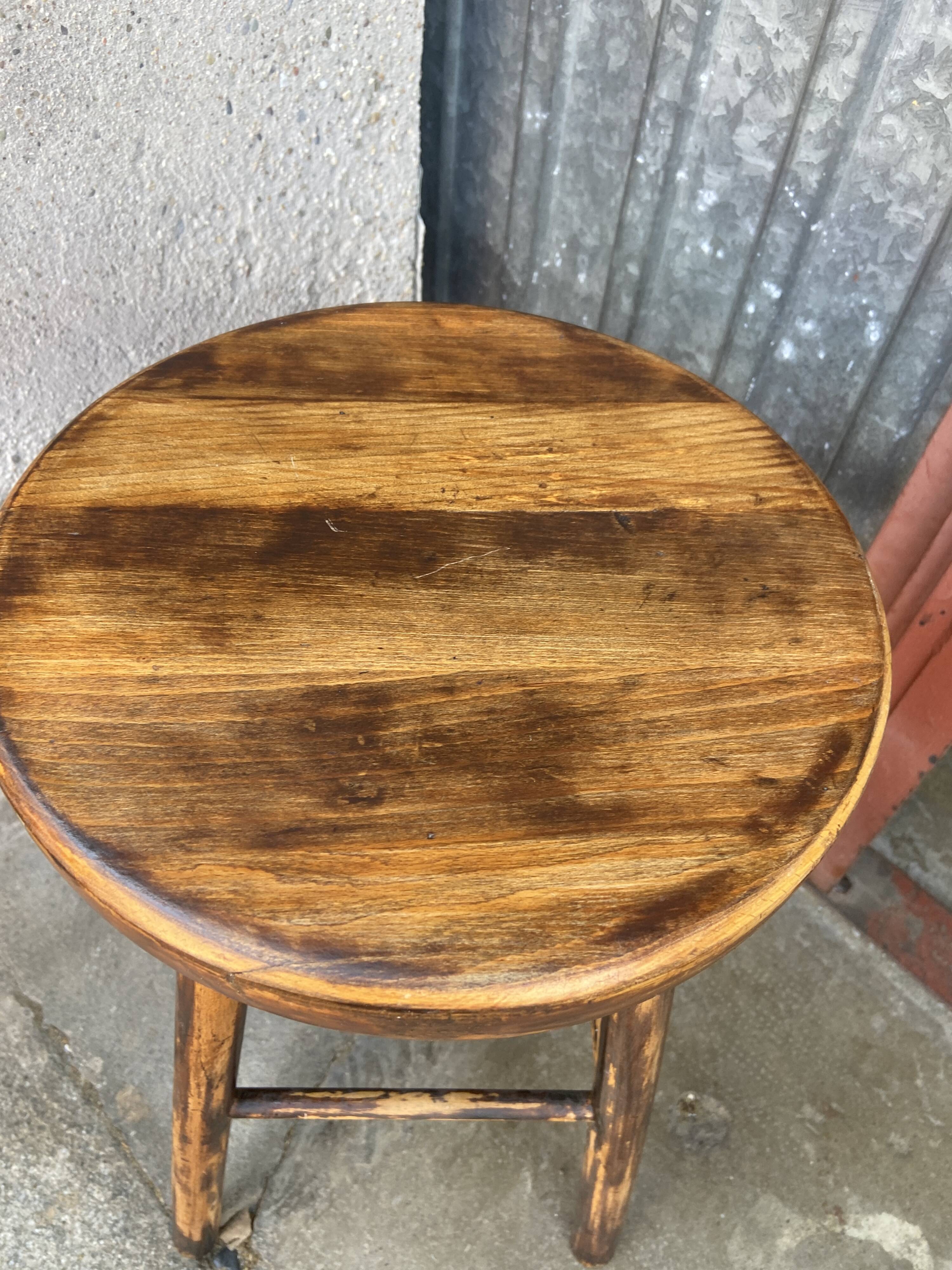 Tabouret fermier en bois 1950