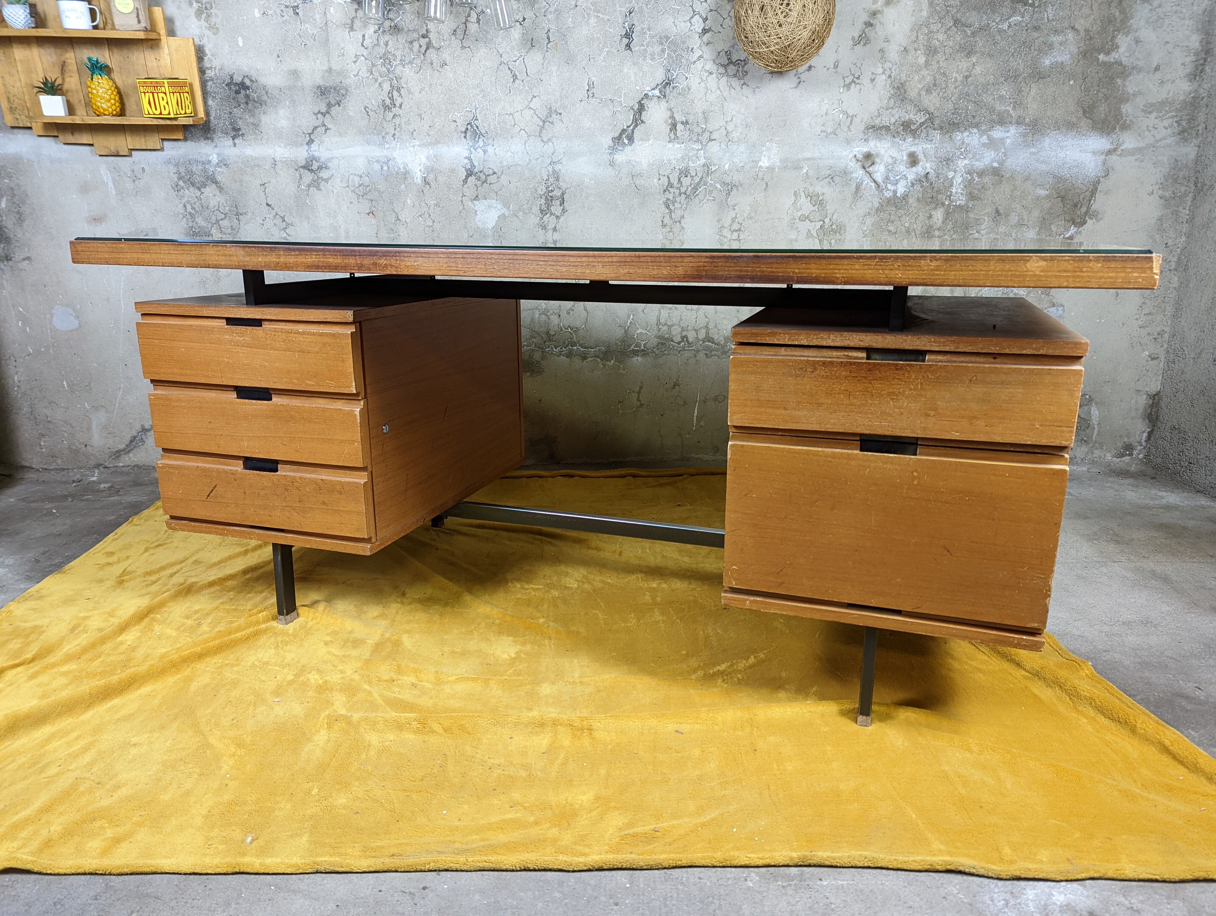 Minvielle desk in mahogany pierre guariche