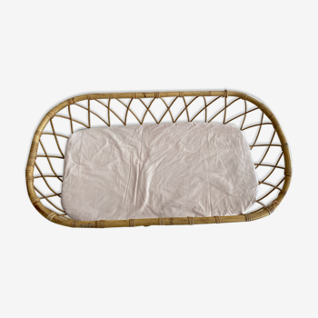 Rattan cradle with mattress