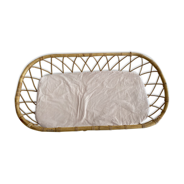 Rattan cradle with mattress
