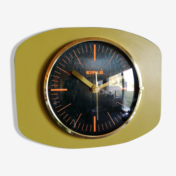 Horloge formica vintage murale silencieuse rectangulaire "Kiplé vert orange"
