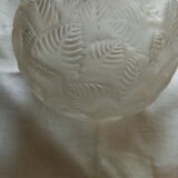 Vase René Lalique collection "Ormeaux"