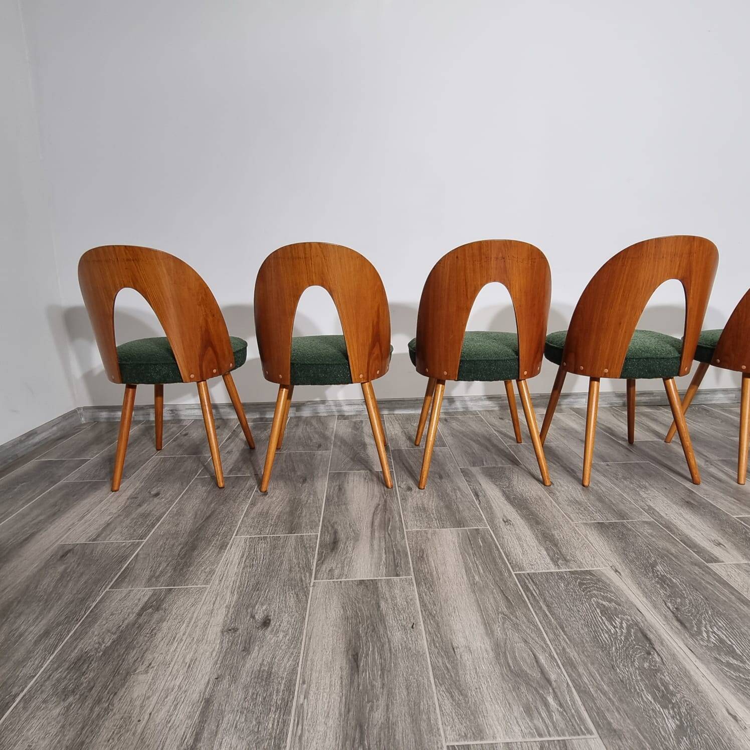 Dining Chairs by Antonin Suman, 1960s, Set of 8