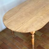 Table de ferme ovale