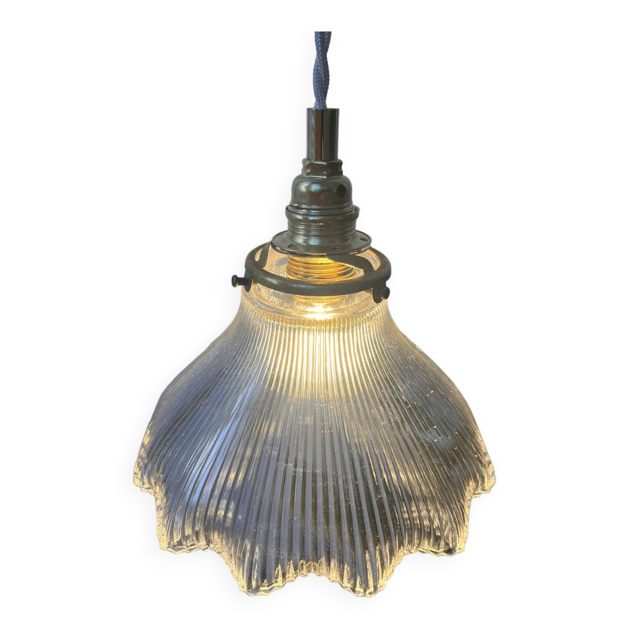 Suspension en verre holophane vintage - 2 disponibles