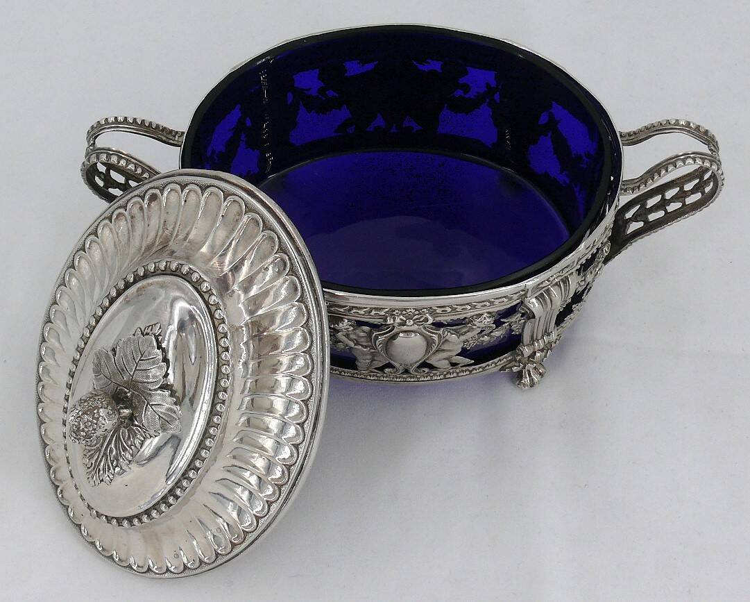 Silver sugar bowl from the 18th century, Louis XVI, 1784, Pierre-Claude Noblet.