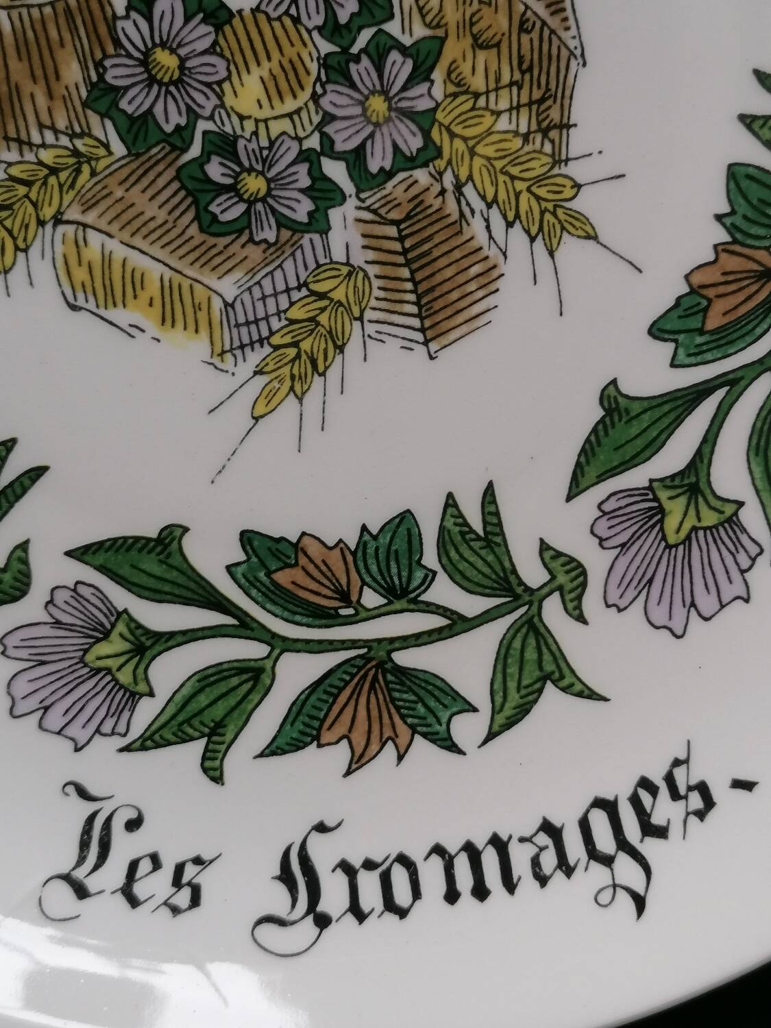 6 Gien cheese plates