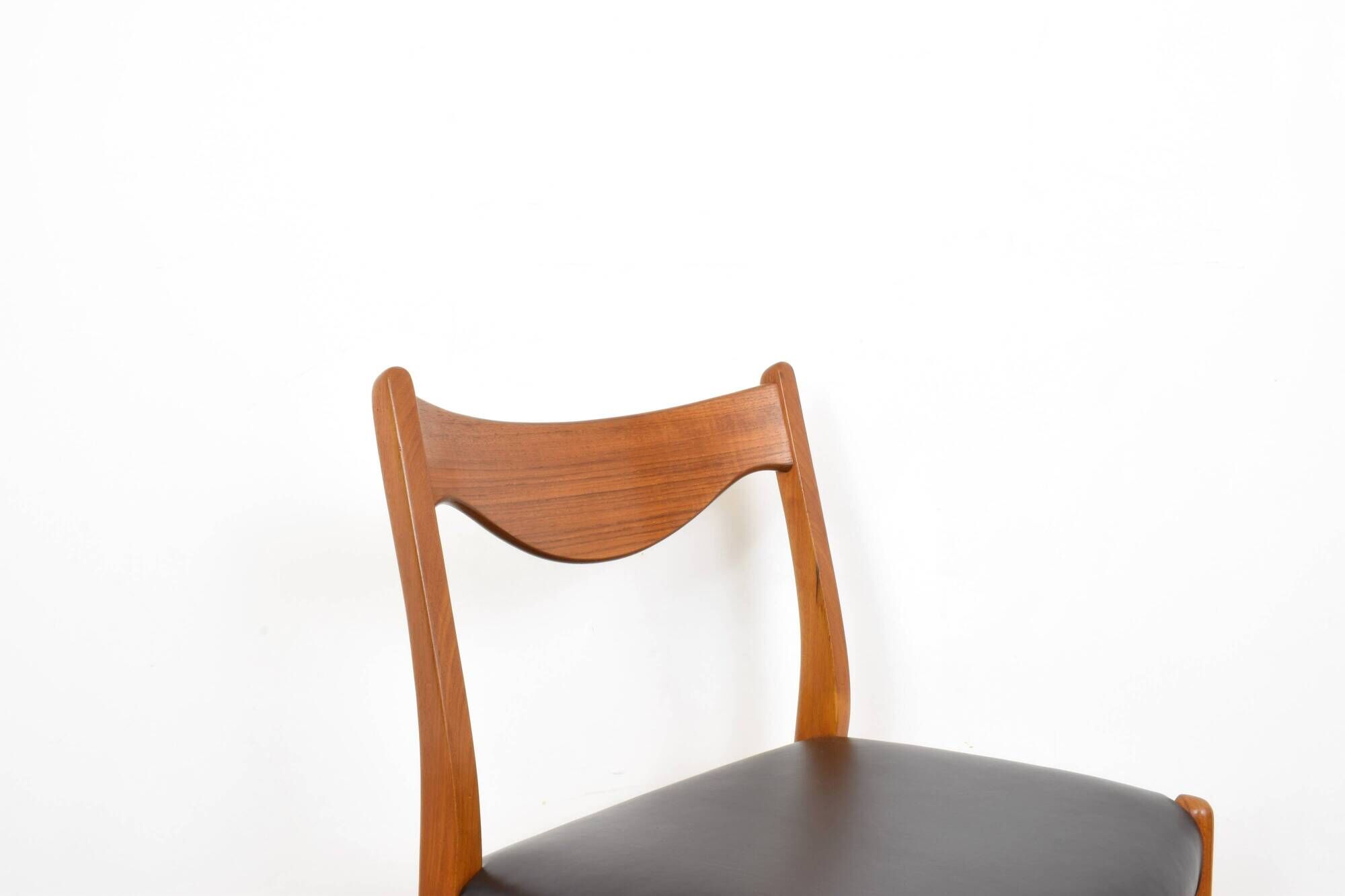 Mid-Century Danish Teak and Leather Dining Chairs by Arne Wahl Iversen for Glyngøre Stolefabrik, 196