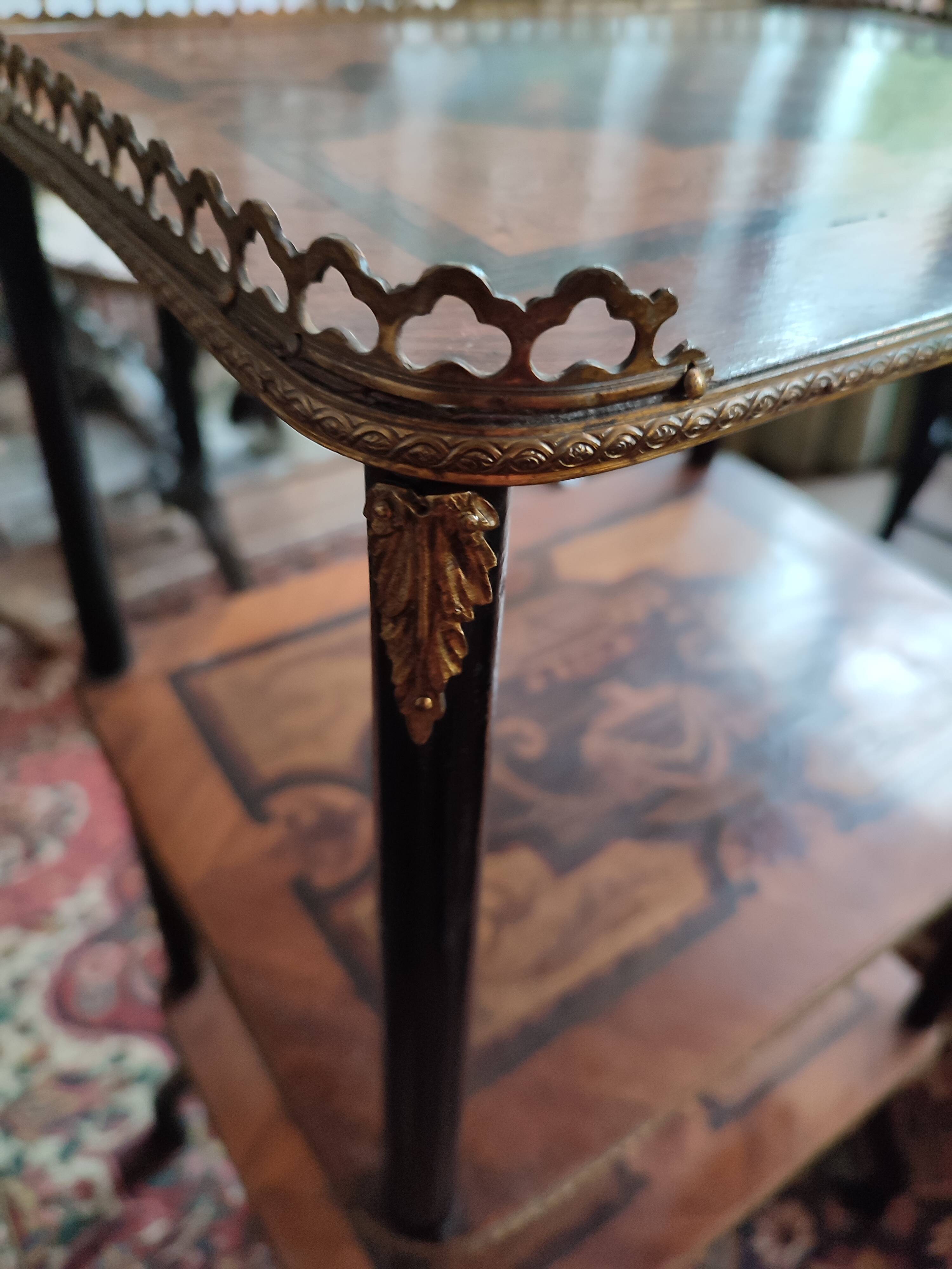 Harness serves Napoleon lII inlaid