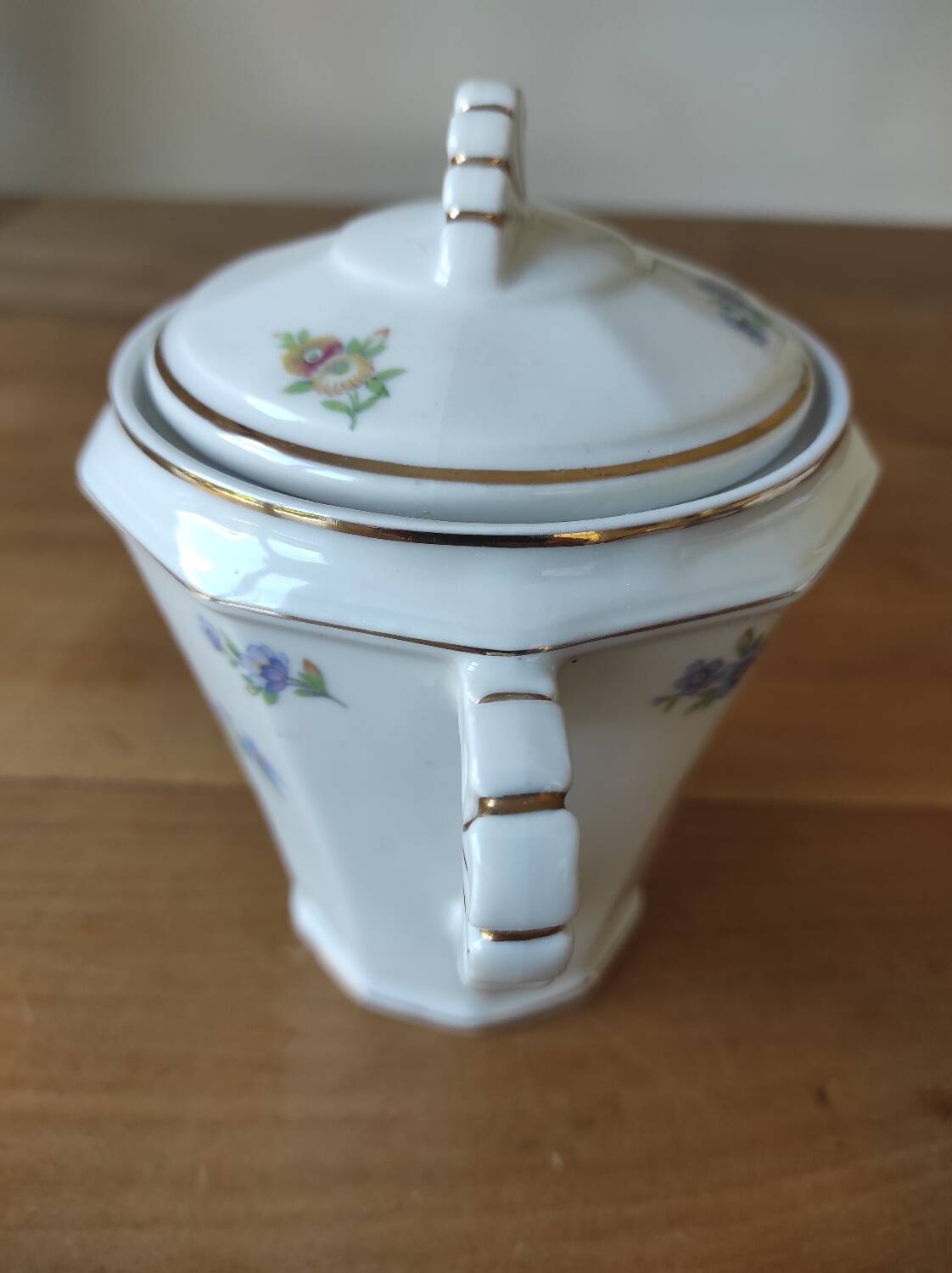 Porcelain sugar bowl with floral decoration