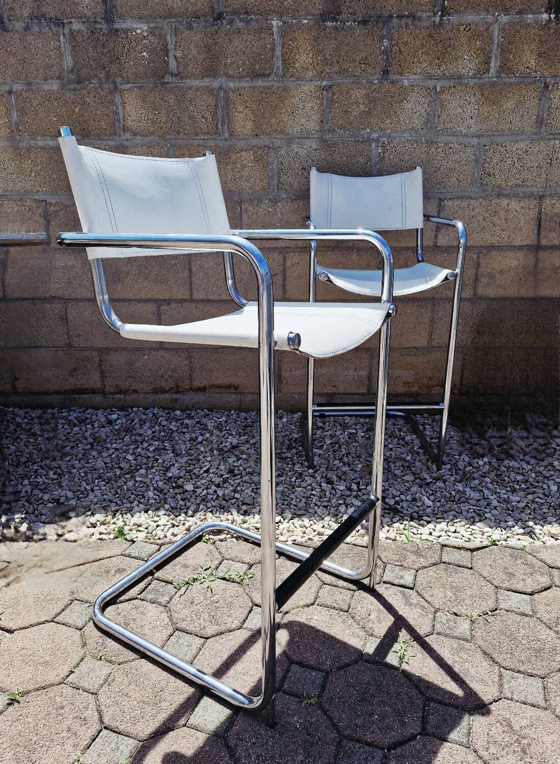 Italy 70's 2 leather bar stools