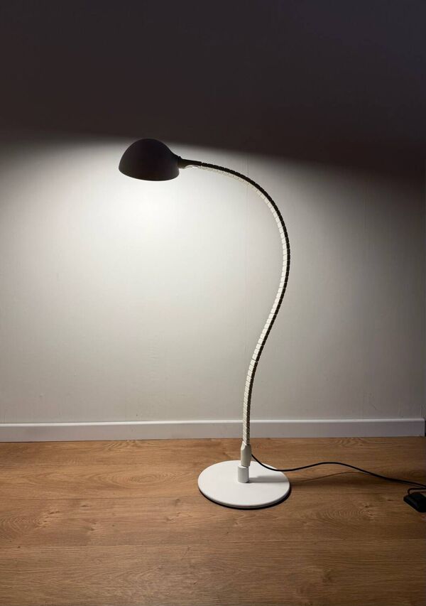 Lampadaire « Vertebre » d’Elio Martinelli pour Martinelli Luce – Italie