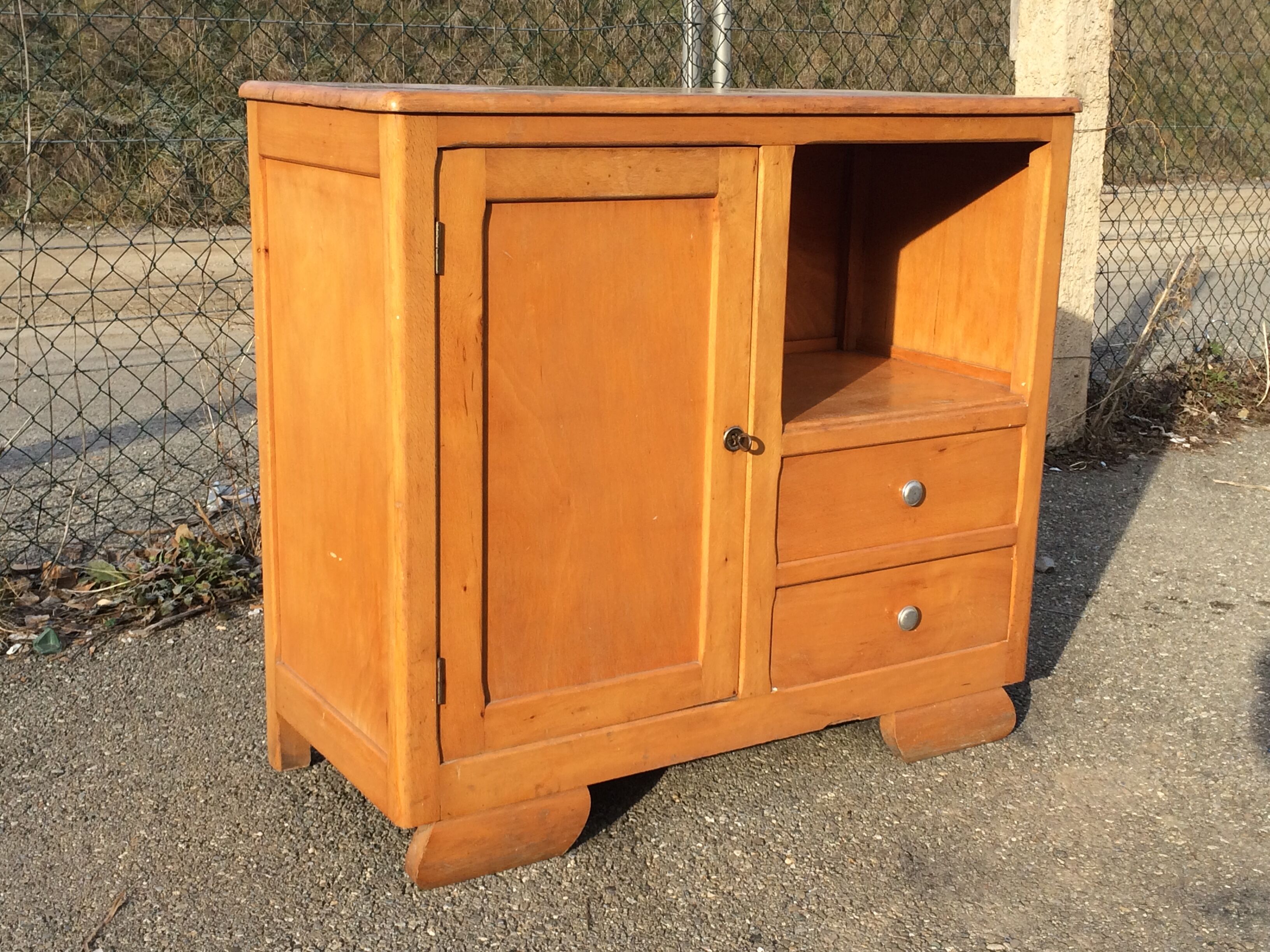 Small vintage buffet - 50s