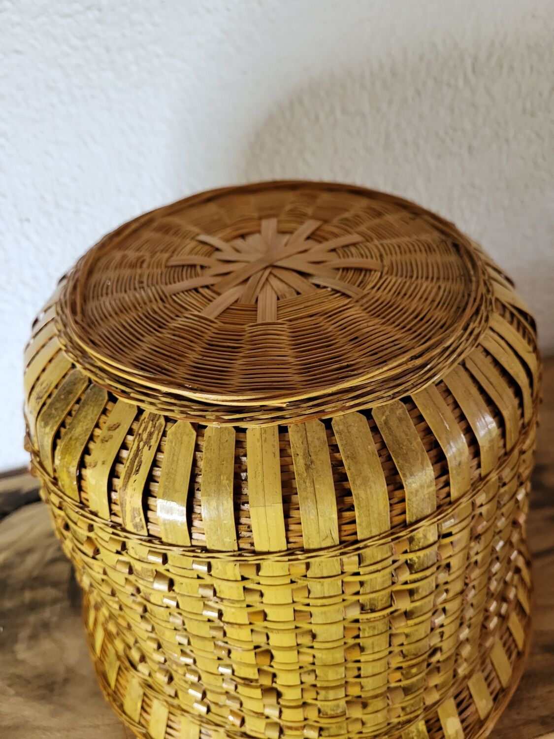 Cache pot en rotin