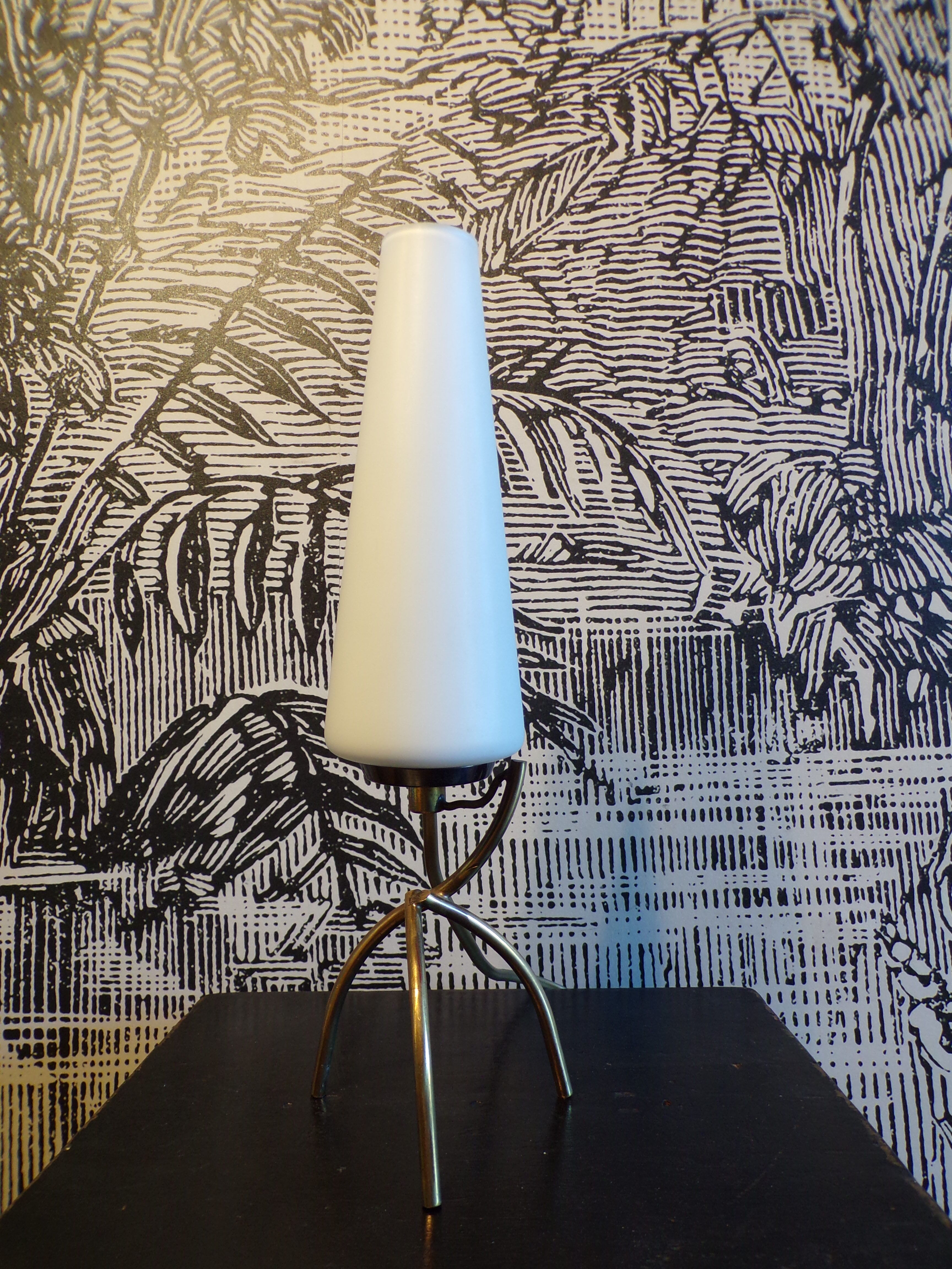 Brass tripod lamp