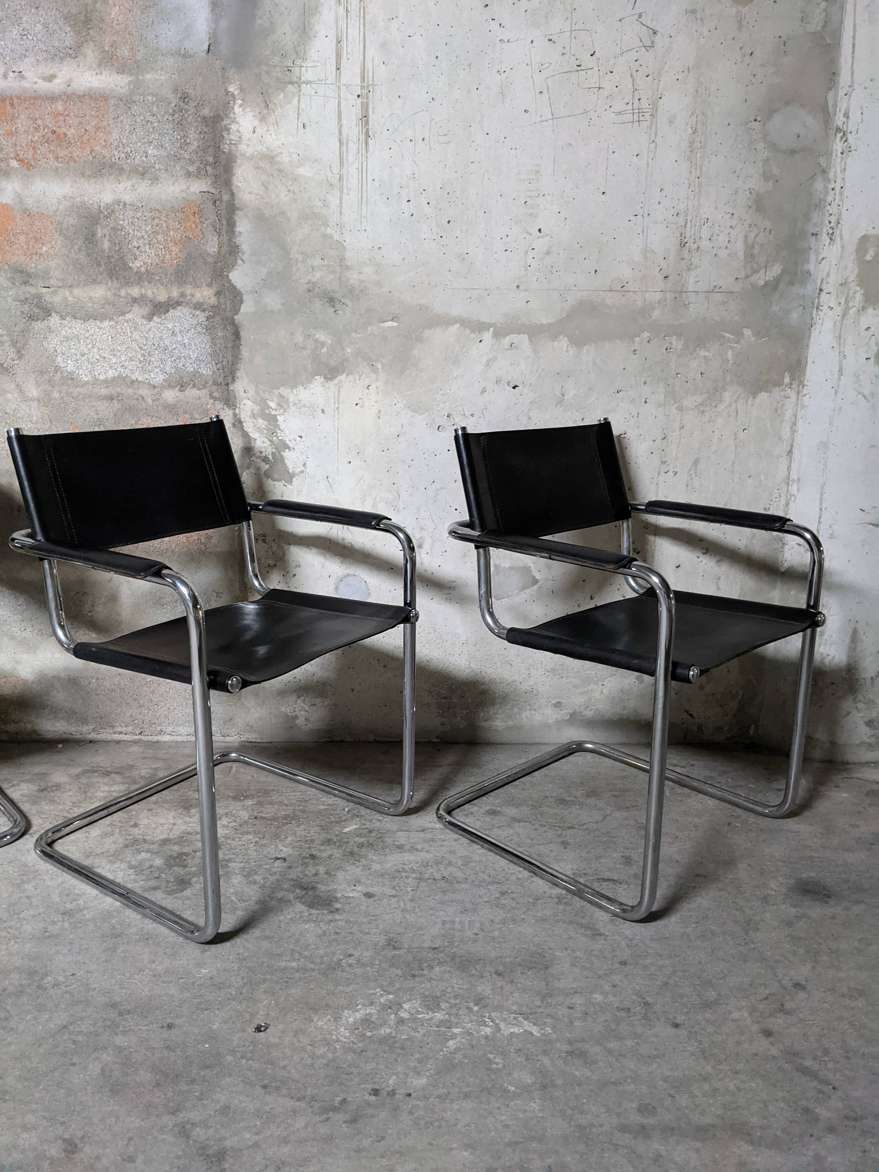4 cantilever chairs edition Matteo Grassi