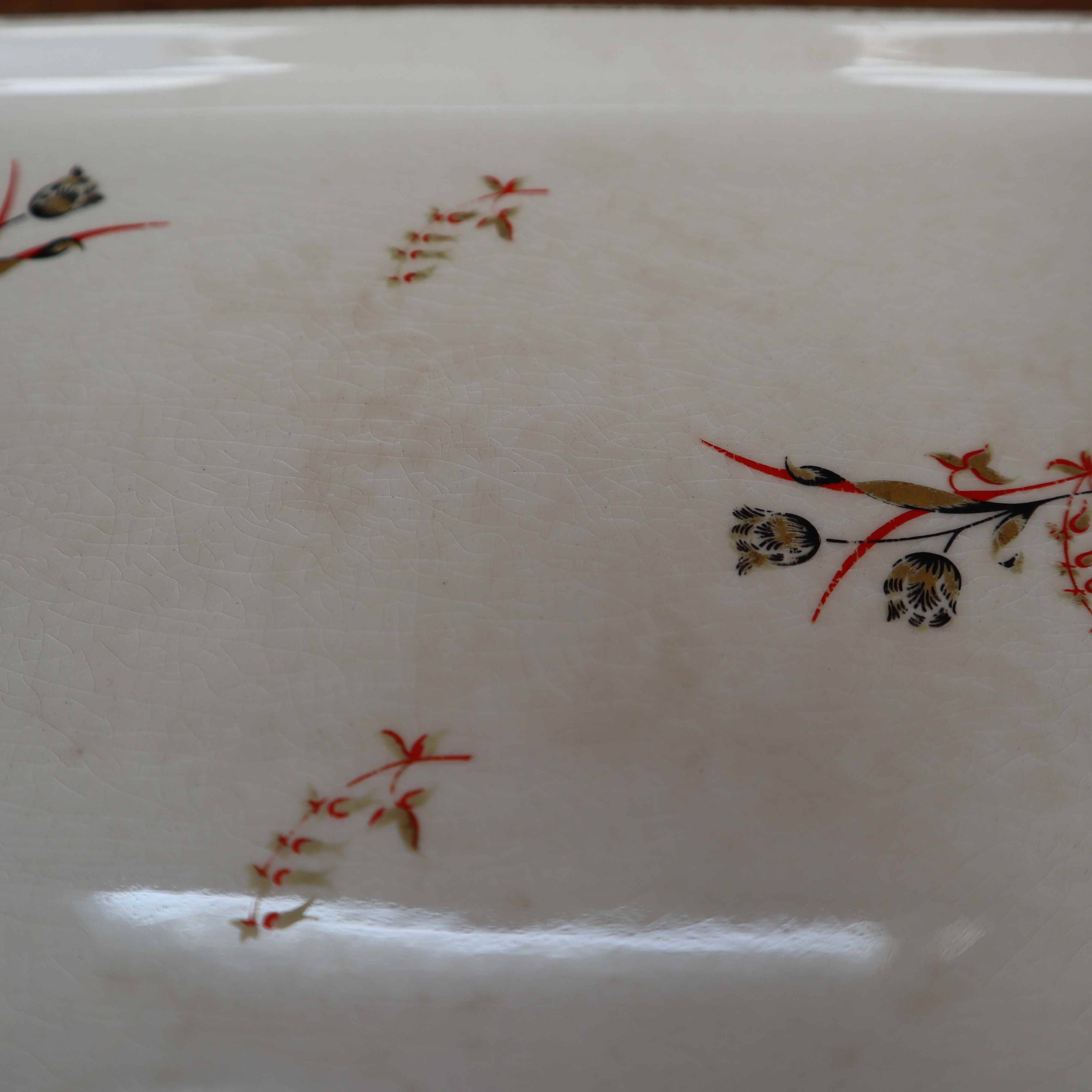 Villeroy and Boch porcelain serving tray with gold rim