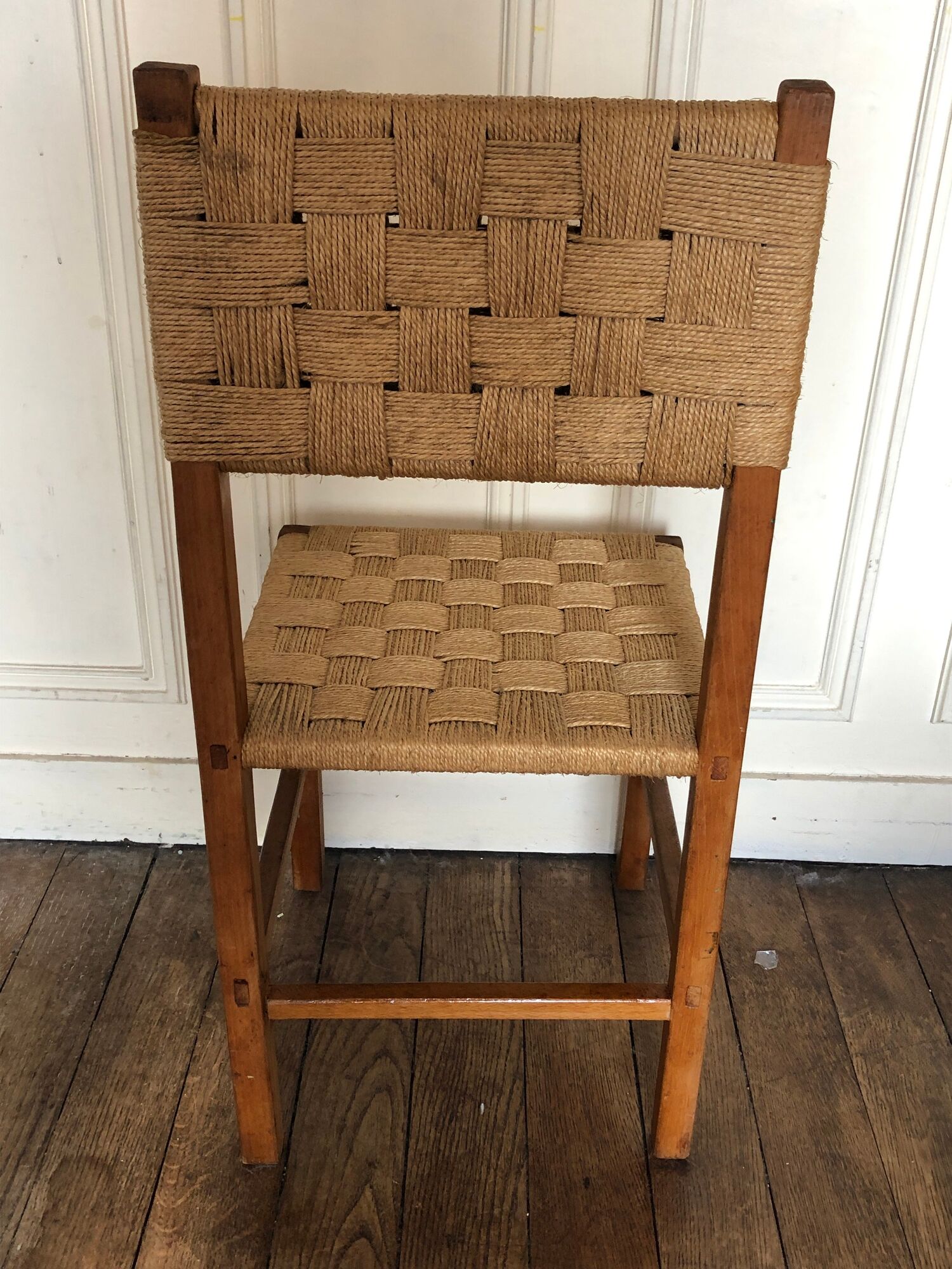 Chair made of wood and rope