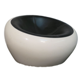 1967 egg pod armchair