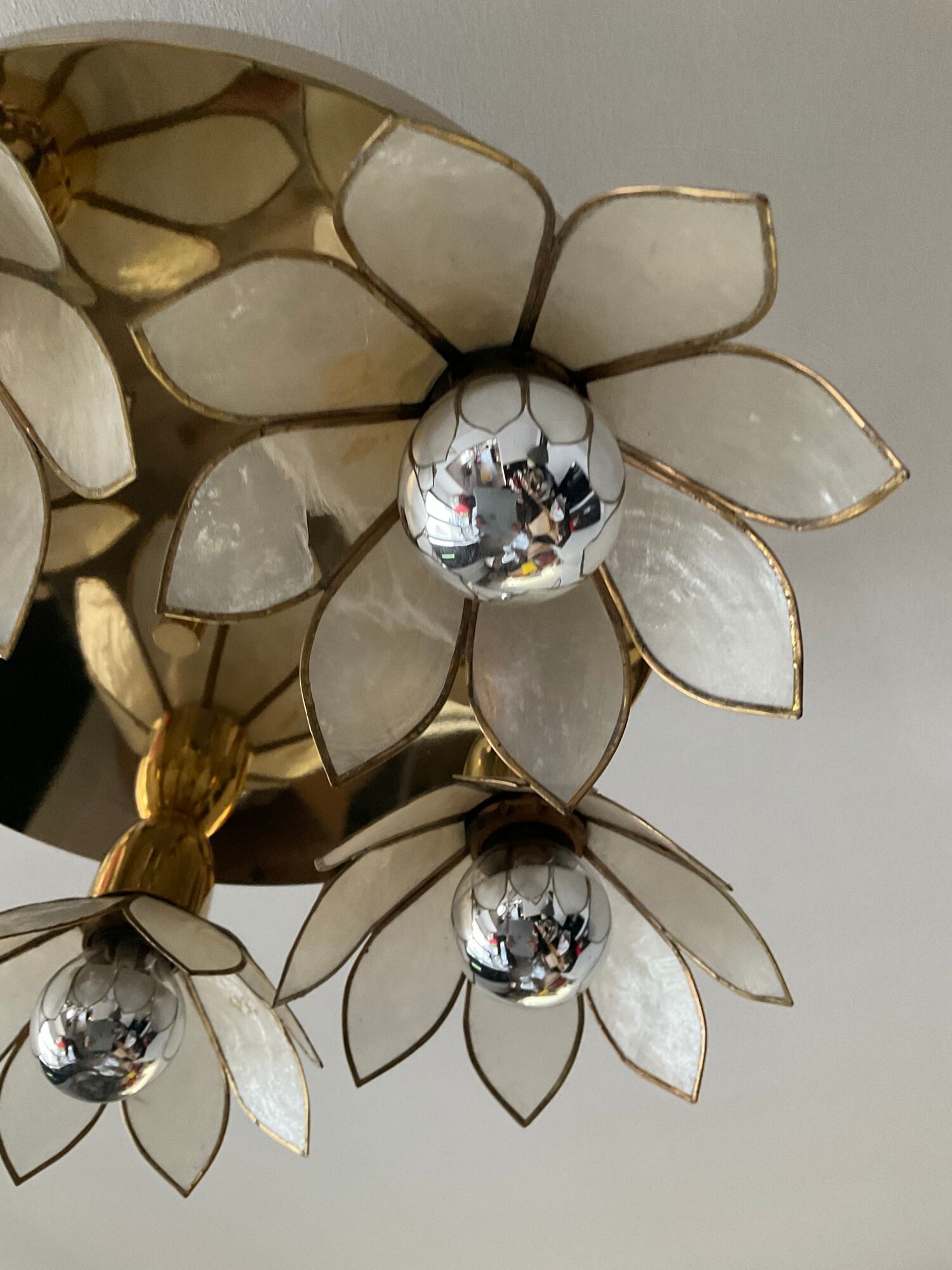 Vintage ceiling lamp in brass and mother-of-pearl 60s-70s