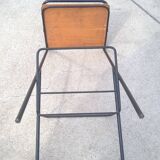 Magazine holder