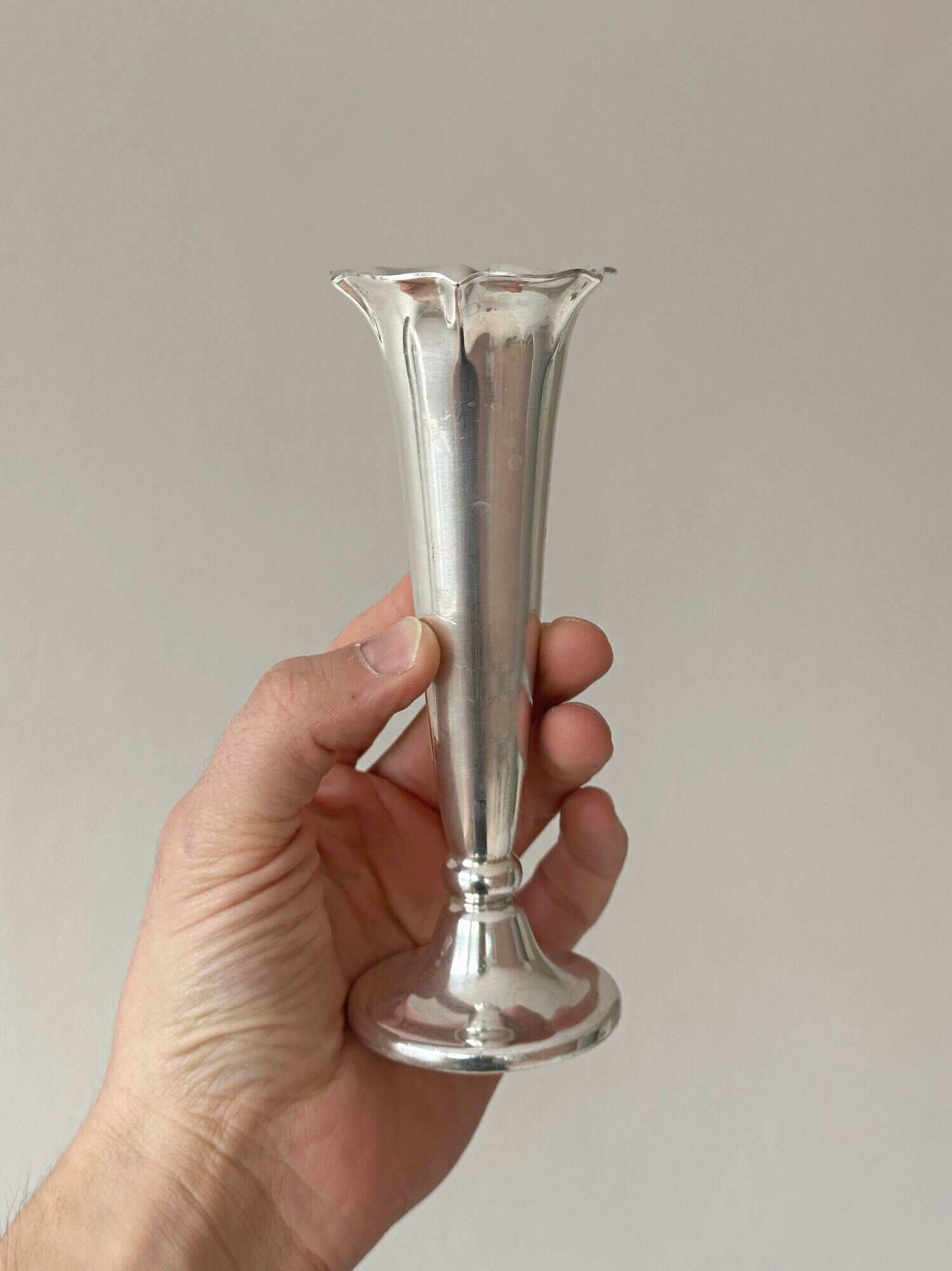 Silver-plated single flower vase