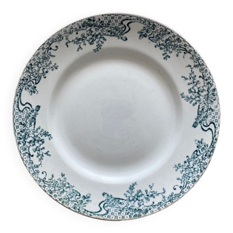 Standing serving dish