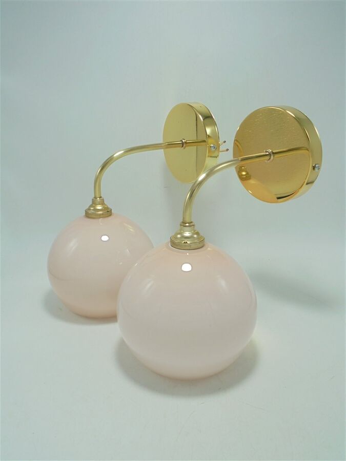Pair of wall sconces