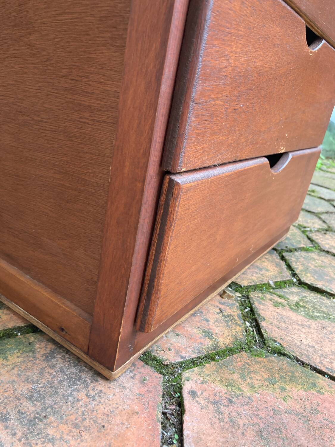 Vintage storage unit