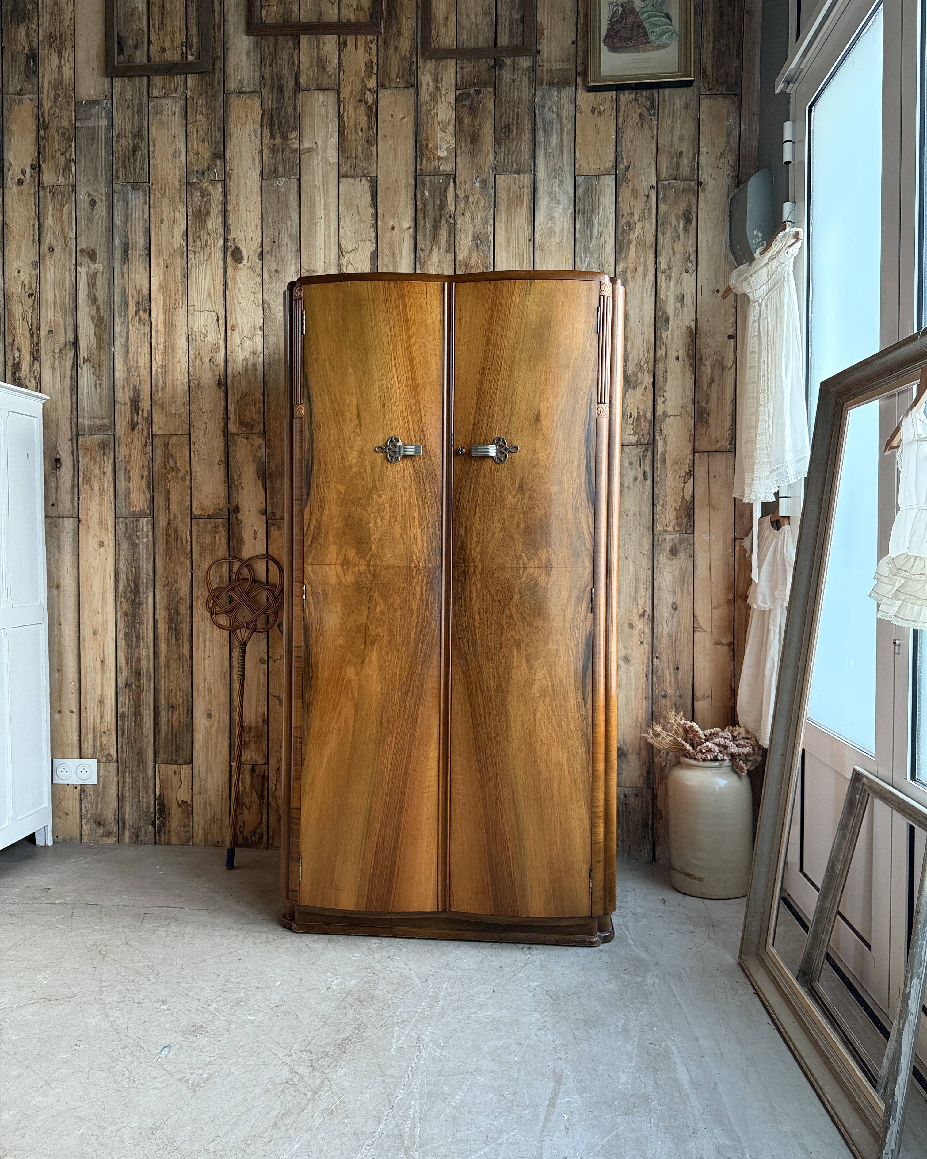 Vestiaire Art Déco  anglais