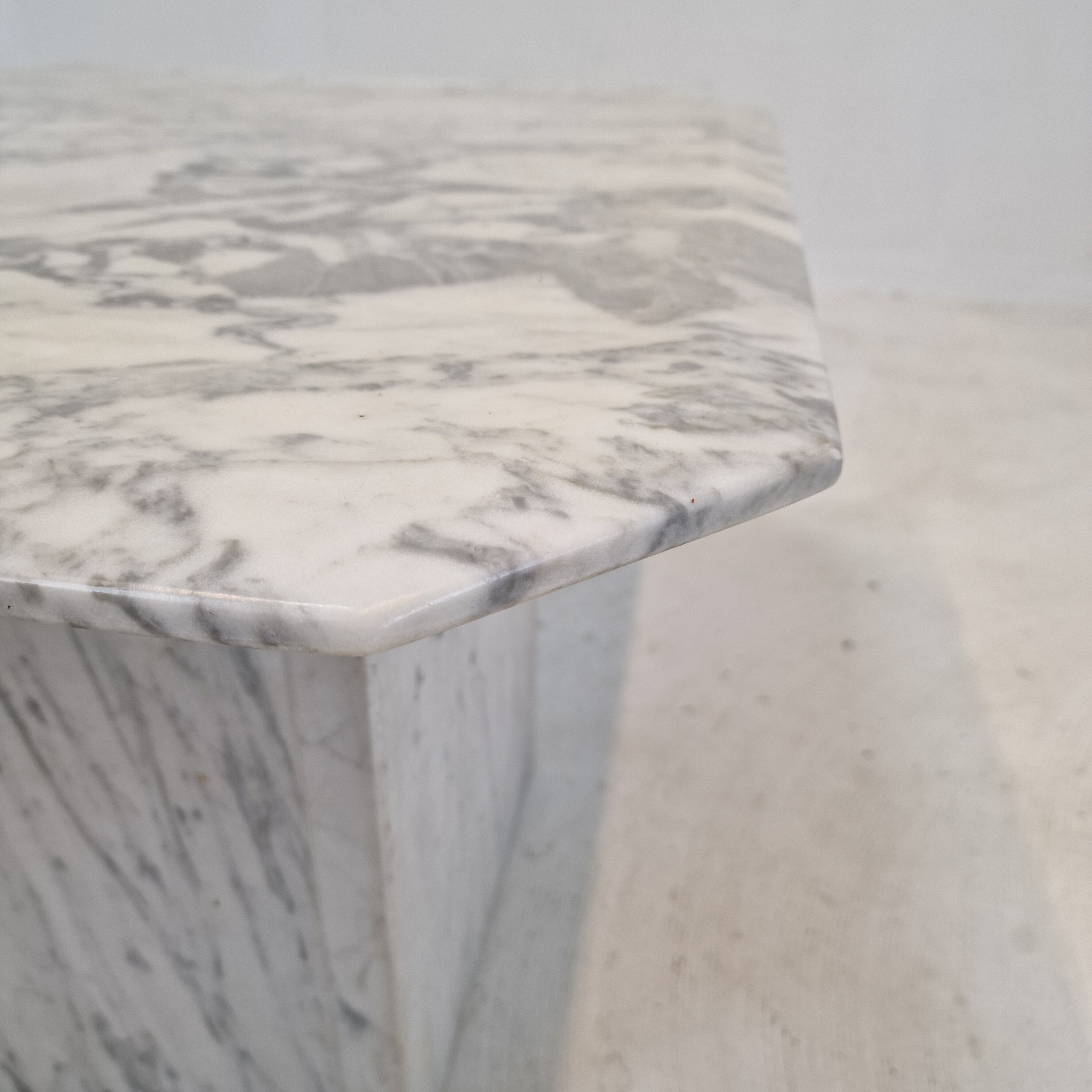 Italian marble coffee table 1970s